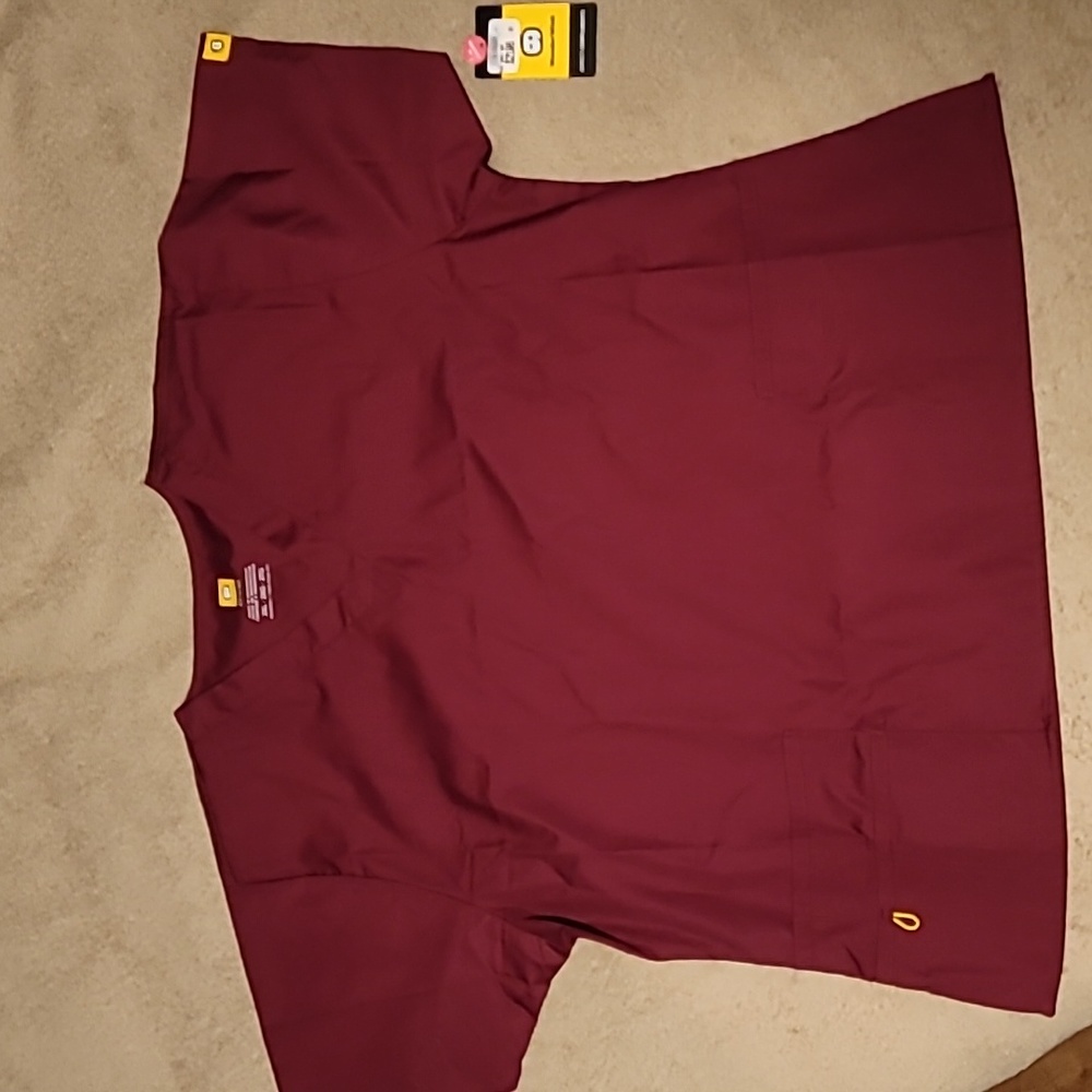 Nursing top (scrubs) NWT